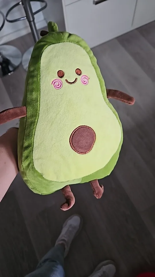 Kawaii Happy Green Avocado Plushie: Adorable & Fresh! – Youeni