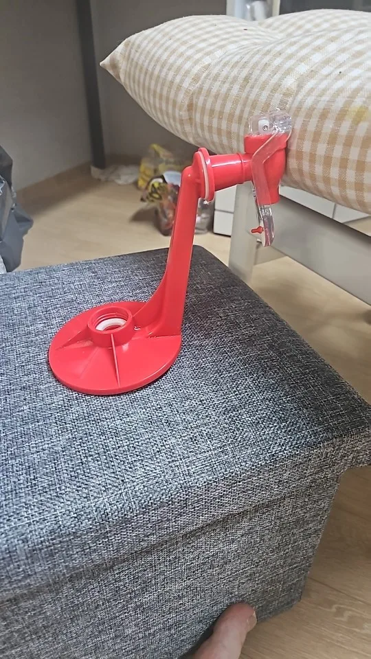 Press & Pour Oasis: Inverted Water Dispenser for Effortless Hydration photo review