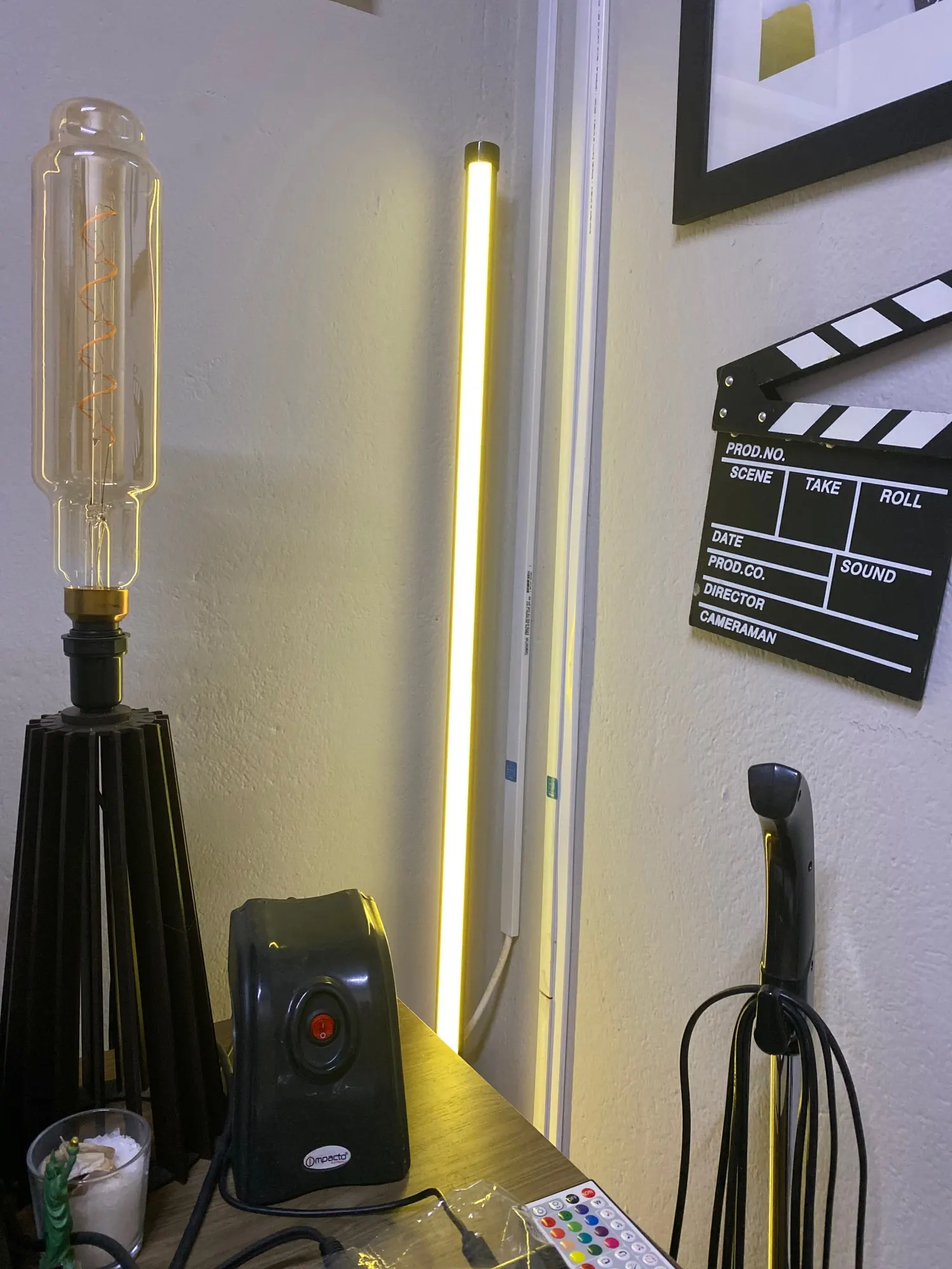 lampe de chevet Lampadaire d'angle sur pied Tuya Smart RGB LED, éclairage d'ambiance pour chambre à coucher, décoration salon nordique pour la maison lampadaire de salon luxe, lampadaire led sur pied, 150cm photo review