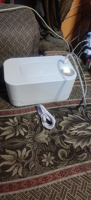 Aquecedor de toalhetes para bebés - foto de análise