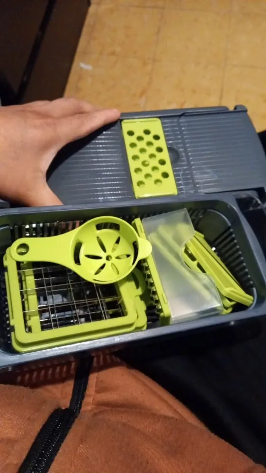 14pcs/16pcs Set,Vegetable Chopper, Multifunctional Fruit Slicer, Manual Food Grater, Vegetable Slicer, Cutter With Container photo review