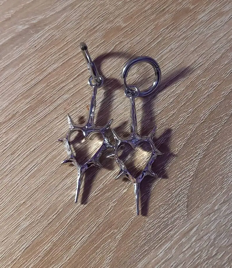Goth Thorn Heart Earrings Korean Fashion Cross Earrings for Women Punk Charms Earring Grunge Jewelry Hip Hop Vintage Accessories photo review