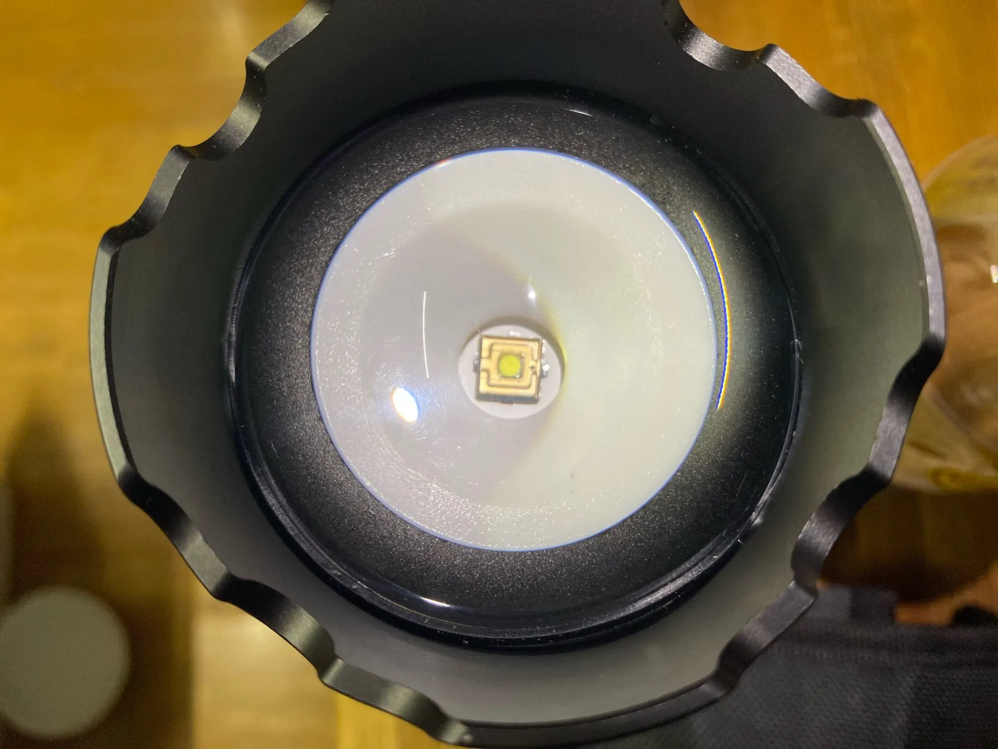 Attachment image review on Androf 100W Zoomable Flashlight