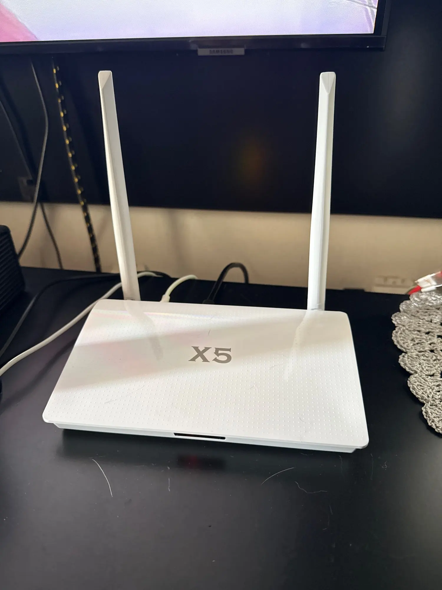 Smart Life Zigbee 3.0 / Bluetooth 5.0 2-in-1 Gateway Hub X5 Enhanced With Access to 400+ Devices and Work Across Floors photo review