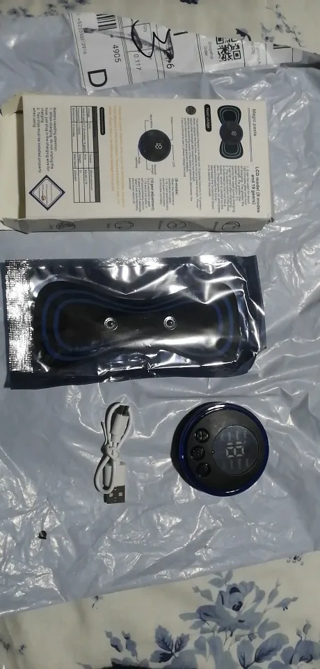 Tragbares EMS Nackenmassagegerät - Muskelstimulator für Nacken- und Rückenschmerzlinderung photo review