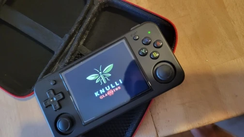 ANBERNIC RG35XX H photo review