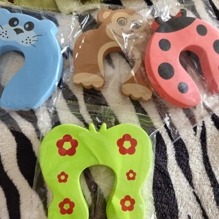 2/5pcs Baby Door Stopper Finger Protector Prevent Pinch Injuries photo review