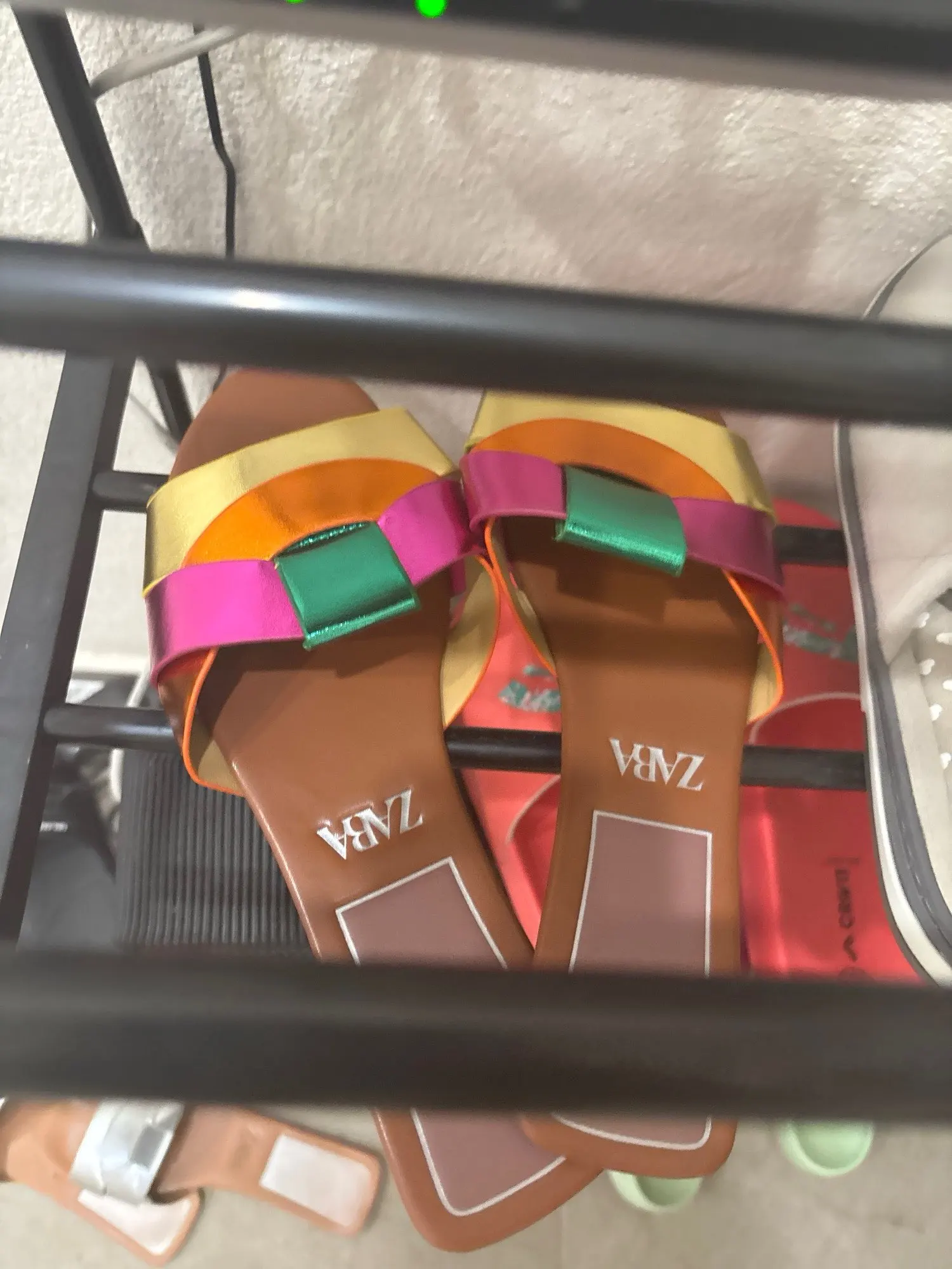 Pantoufles Plates Tissées Femme | Style Été 2025 | Chaussures Bout Ouvert Confortables & Décontractées photo review