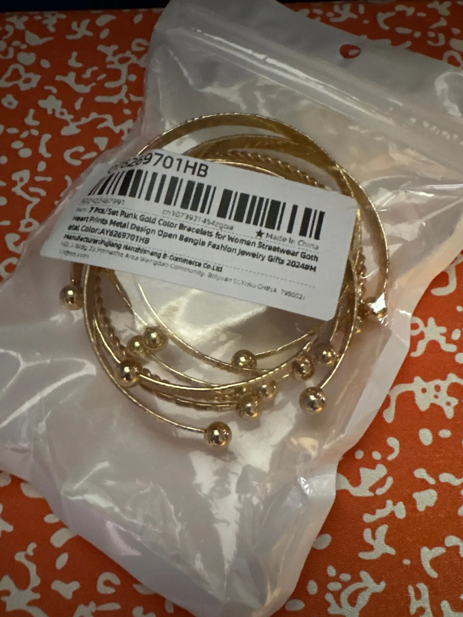 7 Pcs/Set Punk Gold Color Bracelets for Women Streetwear Goth Heart Prints Metal Design Open Bangle Fashion Jewelry Gifts 2024 photo review