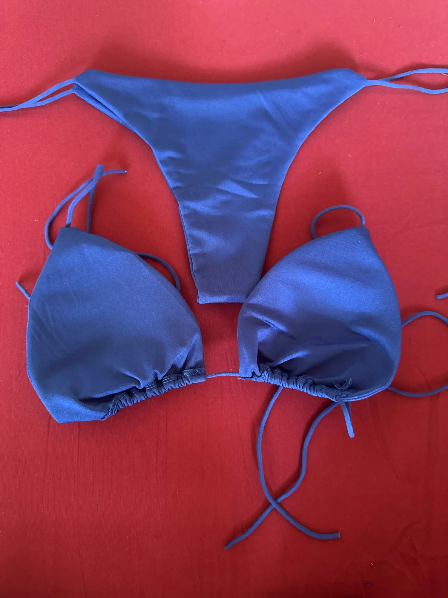 Sexy Women Bikini 2025 New Push-Up Bra Bikini Set Swimsuit For Women Solid Black Red Blue Beachwear Ladies Chest Pad Swimwear photo review