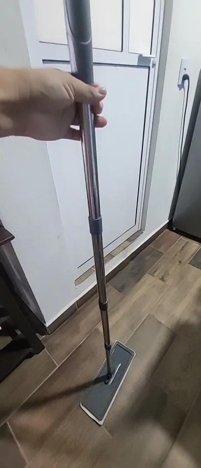 Esfregão Flat Mop IZECLEAN com Balde de 5 Litros e Microfibra de Alta Absorção e Refil Grátis photo review