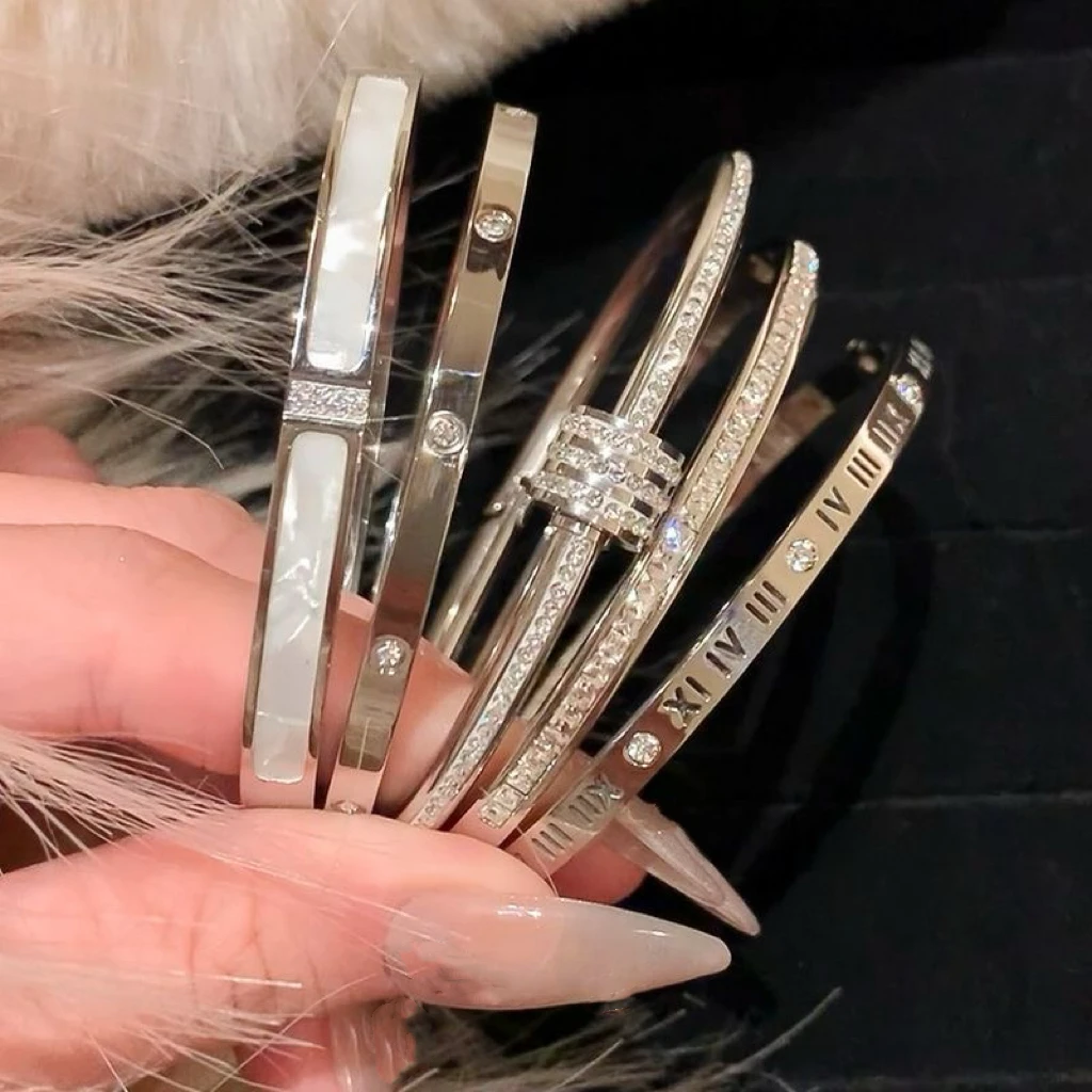 Classic Bracelet Design Gold Color Waterproof Stainless Steel Luxury Brand Sparkling Zircon Bangles for Women Gift Jewelry