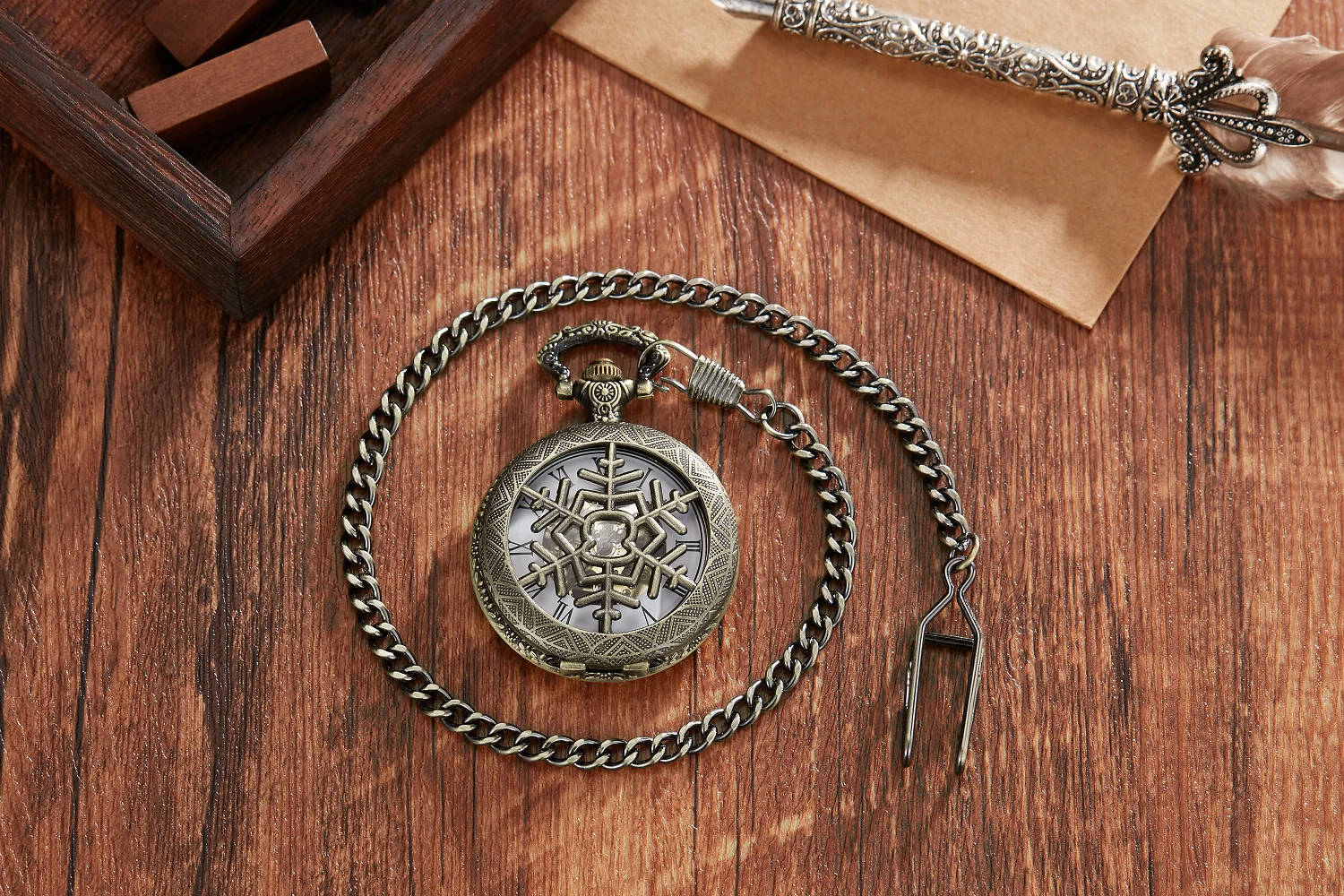 Brass mini carved snowflake pocket watch with mechanical classic black and white fashion Rome digital inside a variety of styles
