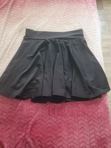 Utsvängda kjolar Basic Shorts för kvinnor Kjol Mode Mångsidig Svart Casual Mini Skater Medium Plisserad Fluffig kjol Plus Size photo review