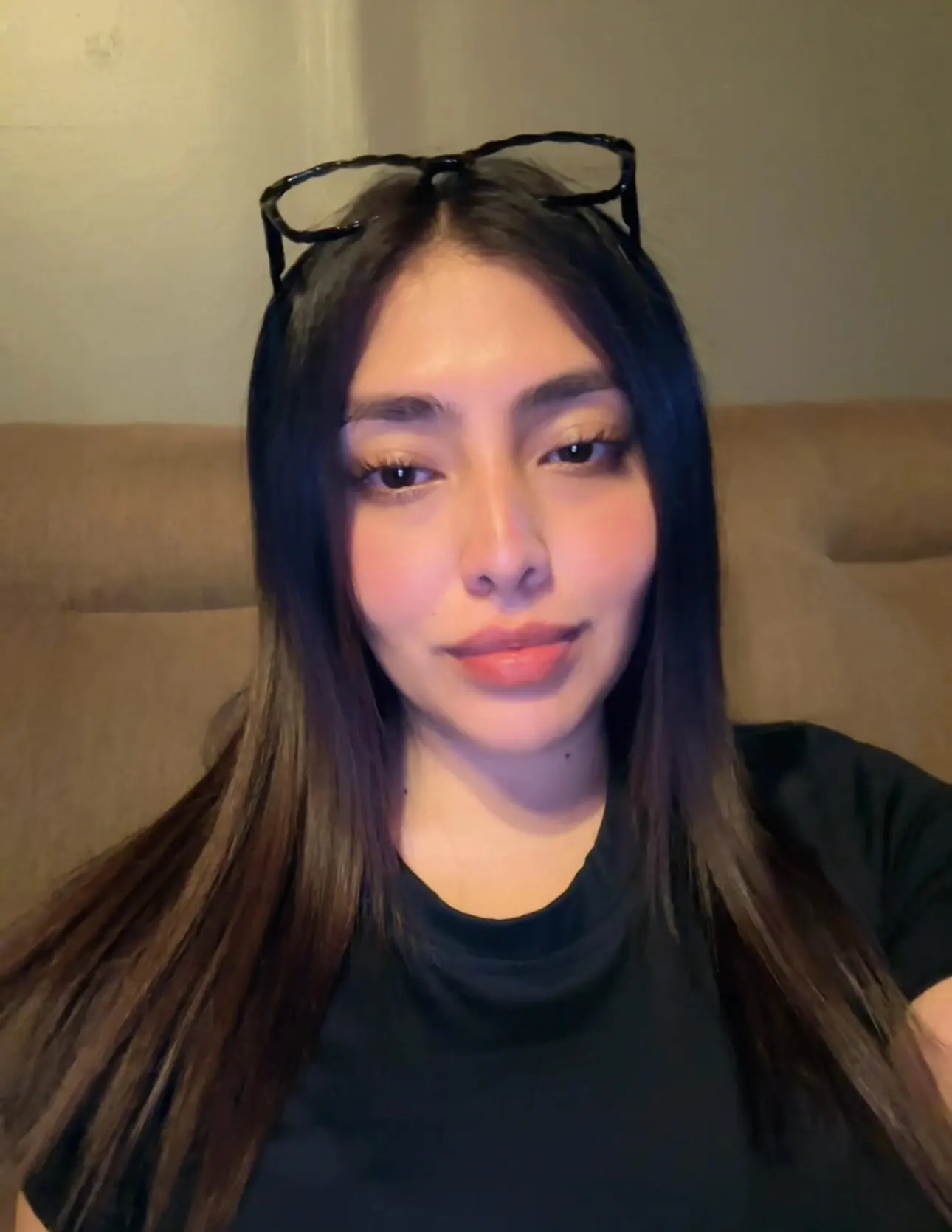 Short Sleeve T-Shirt Women Solid Simple Casual Soft All-Match Basic Crop Tops Tees Summer Fashion Skinny Tops Black White photo review