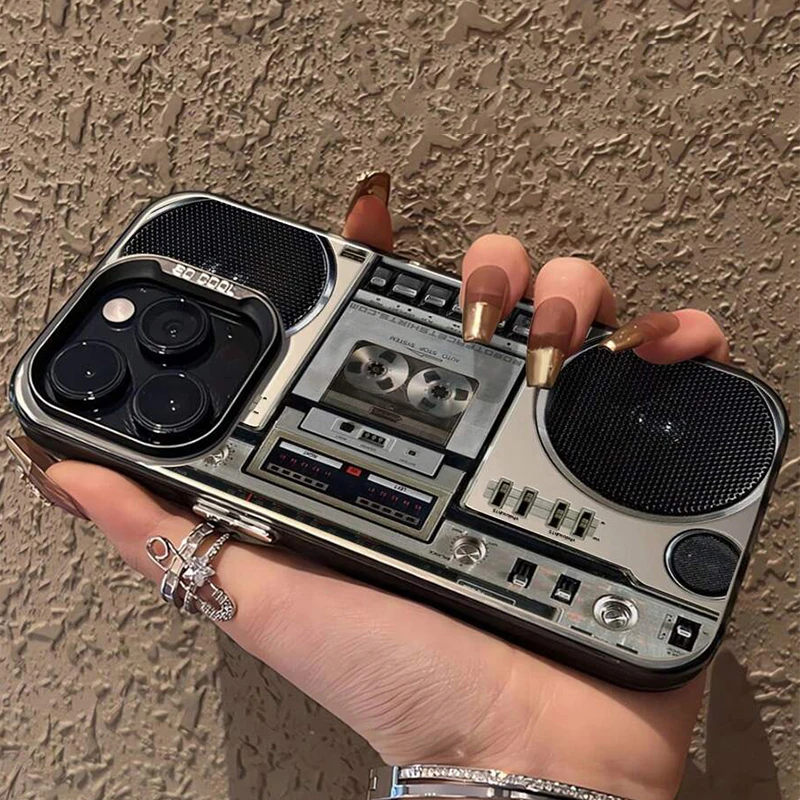 Vintage-Inspired Retro Recording Device Design Phone Case Cover