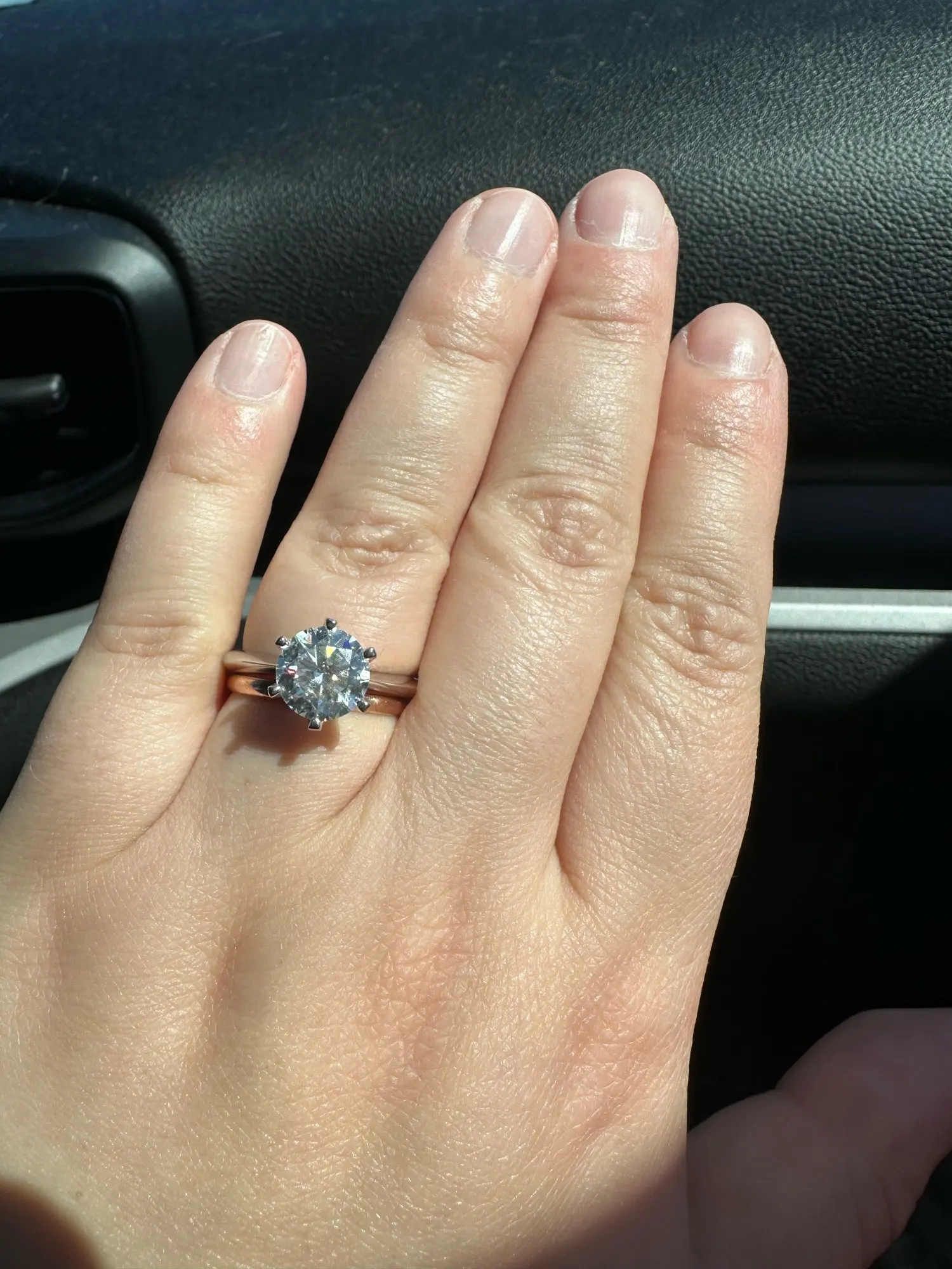 Sparkl365 Moissanite™ FLEURIS Solitaire Ring [18k White Gold over Silver S925]