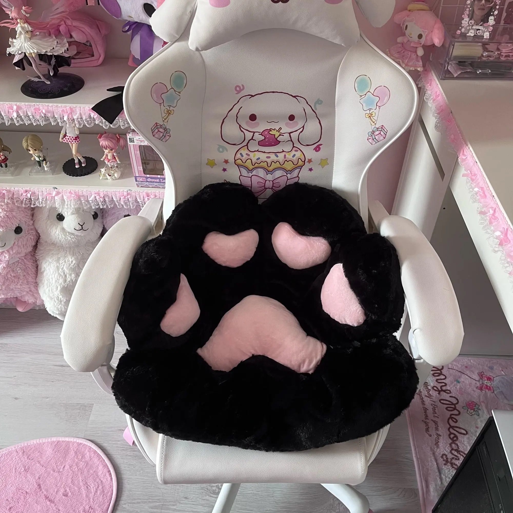 Kawaii Neko Paw Cushion photo review