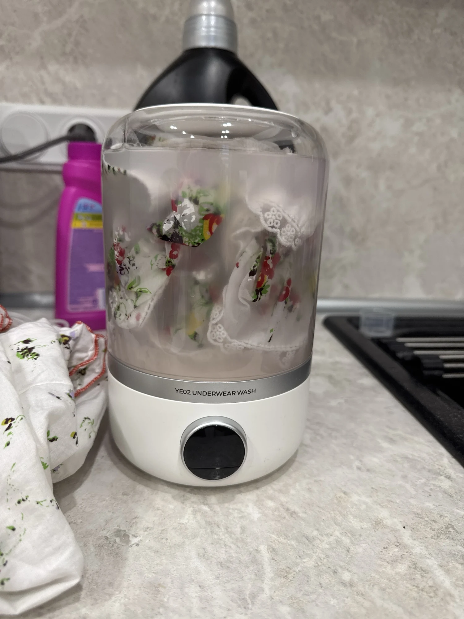 1L Mini Rechargeable Washing Machine photo review