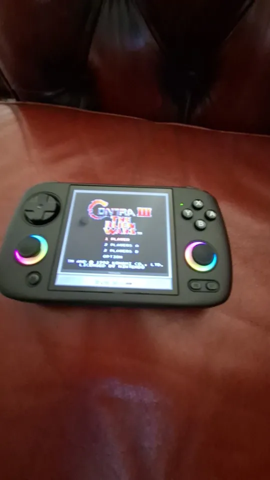 ANBERNIC RG CubeXX photo review