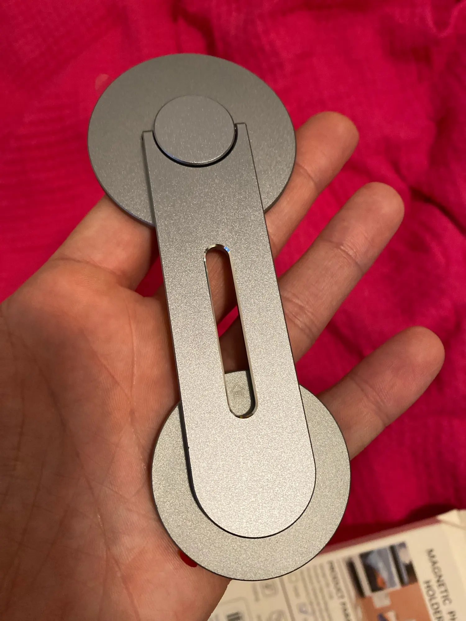 Teslahubs™ 6D Magnetic Phone Holder  customer photo