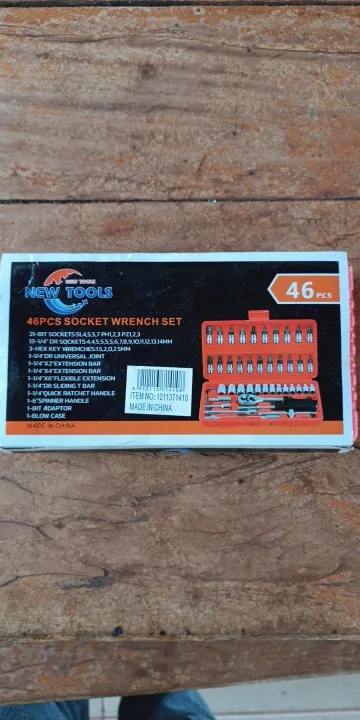 Kit de Ferramentas 46 Peças com Soquetes e Chave Catraca Reversível