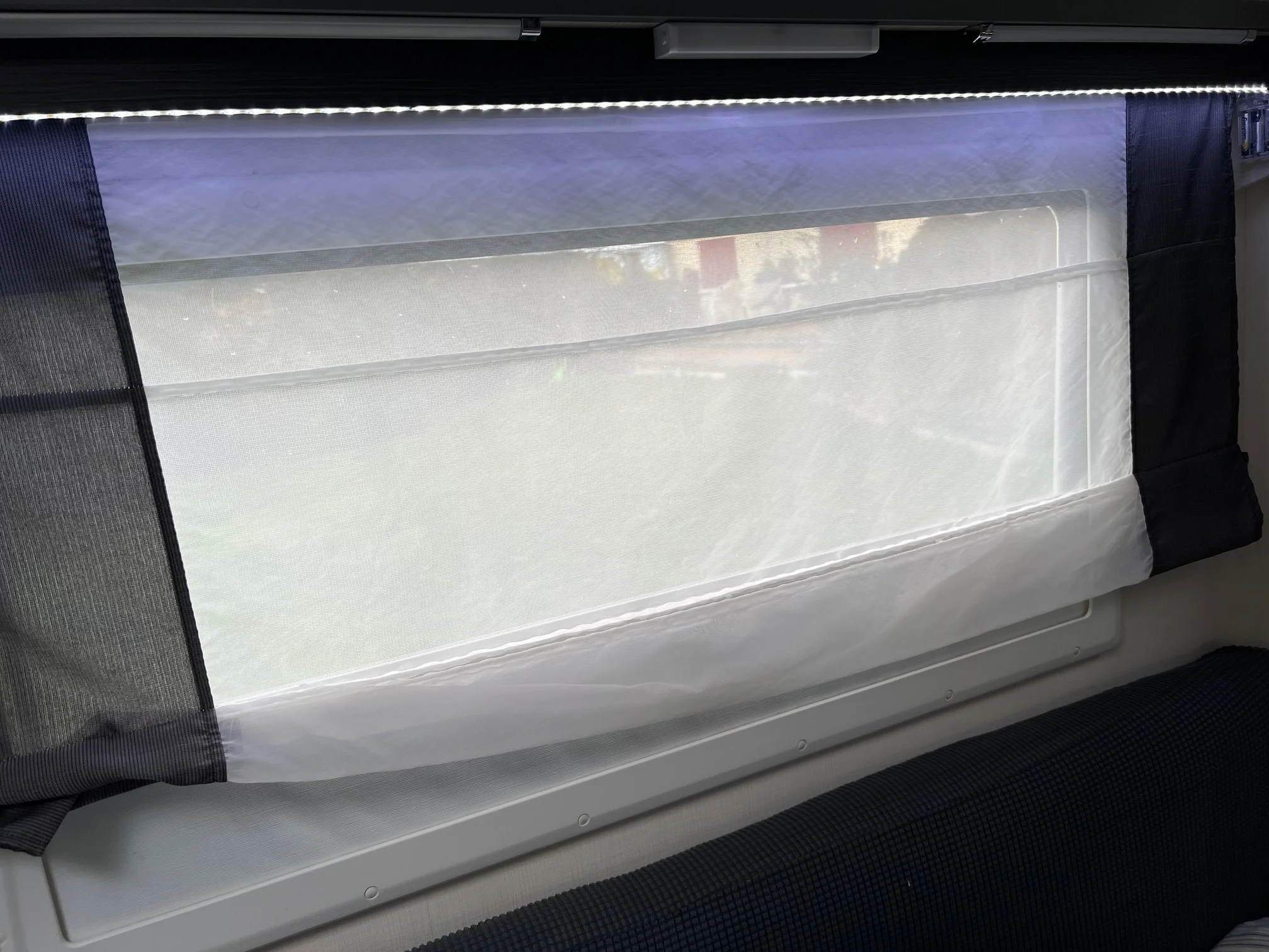 5V LED Strip Lights 60LEDs/m Flexible Led Tape Battery Powered photo review