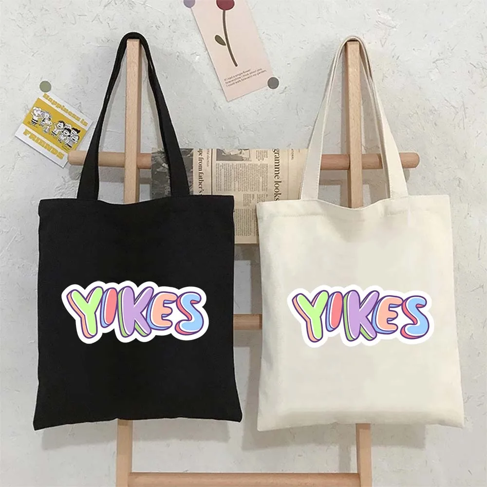 

Сумка-тоут женская на плечо с надписью «Yikes»