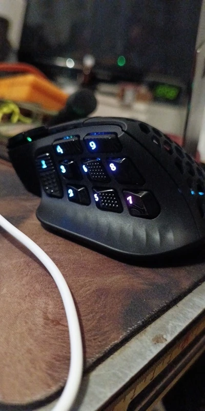 SOLAKAKA SM809 Wired RGB Gaming Mouse 22800 DPI MMO photo review