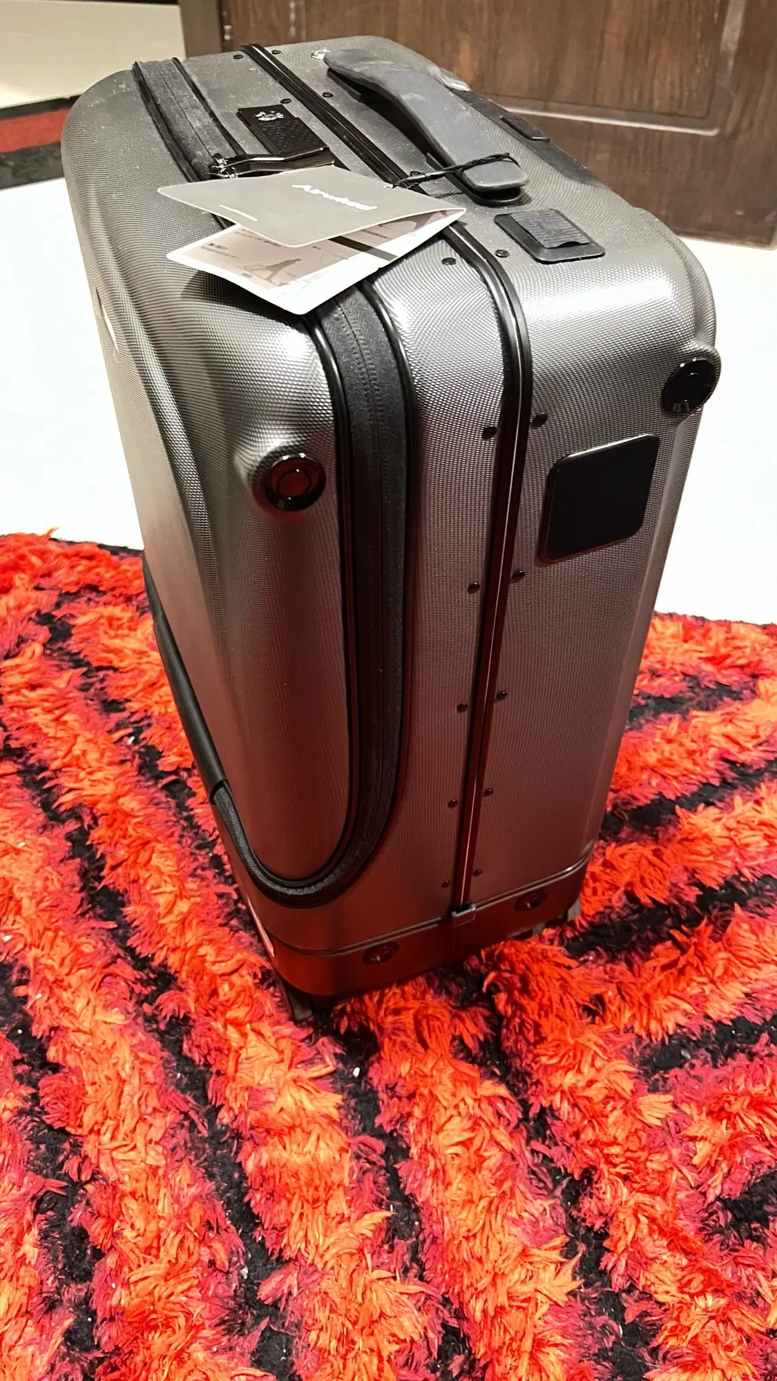 20" Inch Smart Travel Luggage Using App Remote Control Suitcase Master