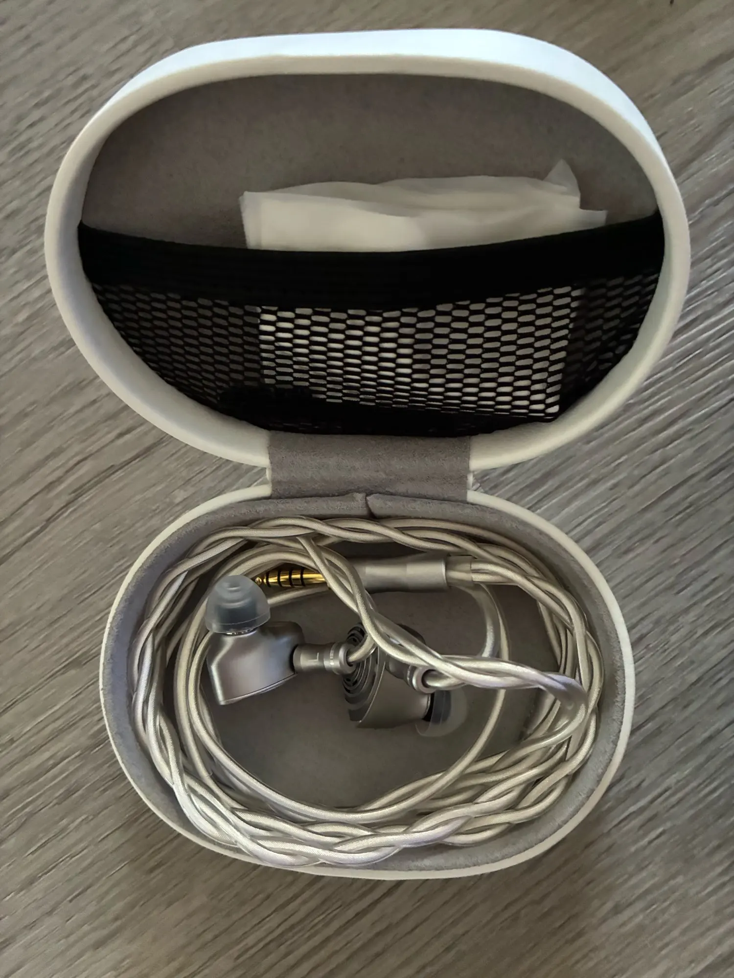 HiFiGo Elysian Acoustic Labs Pilgrim 1 LSR DD+3 Sonion BA Hybrid