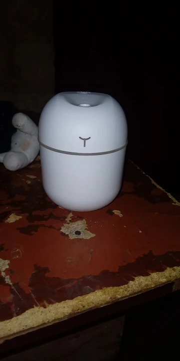 Umidificador Atomizador De Ar Doméstico Portátil Umidificador 200ml photo review