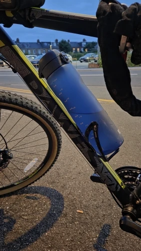 Bicycle Water Bottle Cage Colorful Gradient Secure Ultralight MTB/ROAD photo review