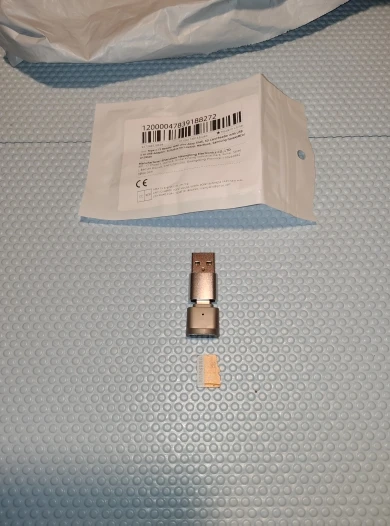 USB-C TF Card Reader with Zinc Alloy Case & USB Adapter photo review