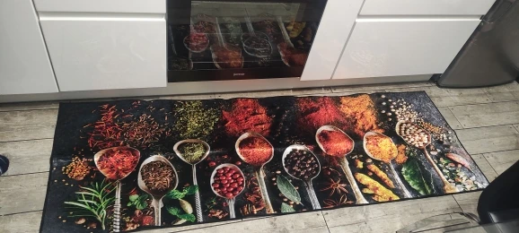 Step in Style: Water-Absorbing Floor Mat for Kitchen and Bathroom Comfort photo review