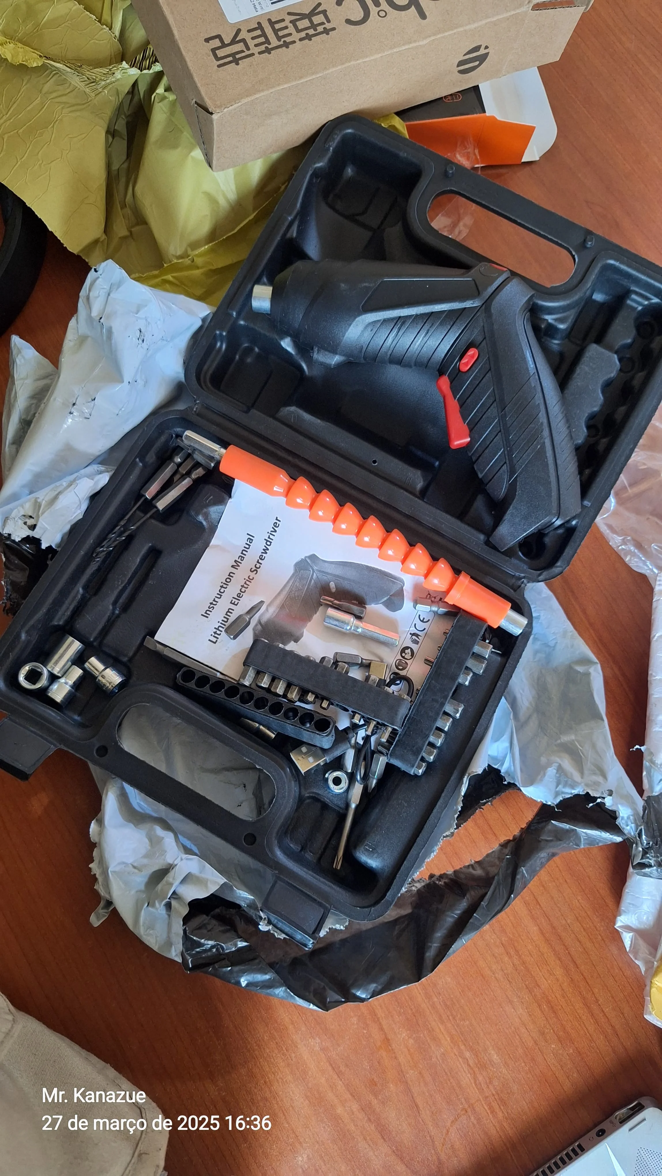 2/47pcs 3.6V Screwdriver Kit - Rechargeable Cordless Electric Drill for Home Use photo review