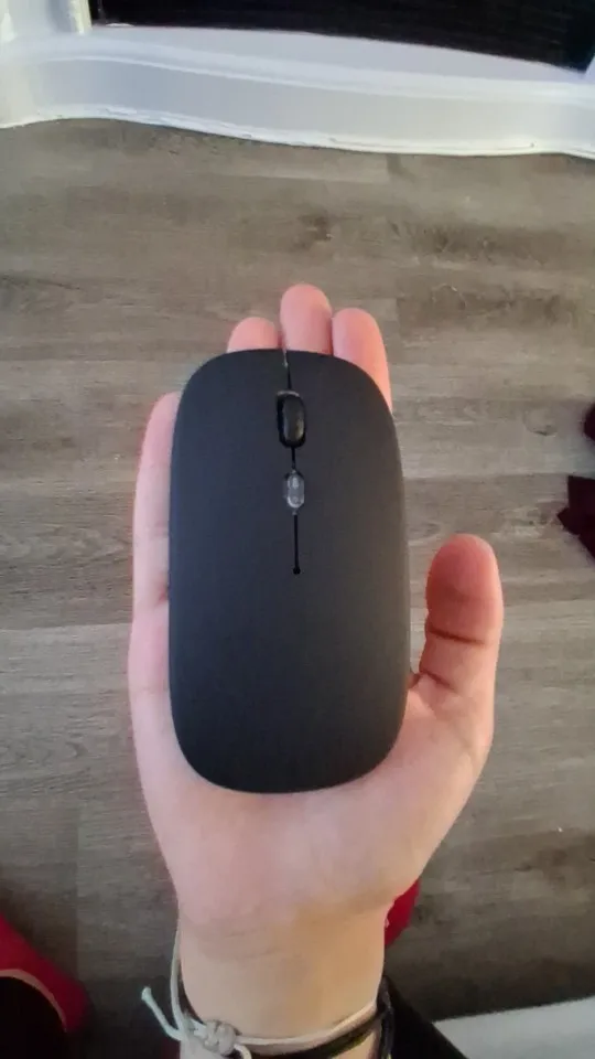 Wireless Bluetooth 2.4GHz RGB Mouse Rechargeable Silent photo review