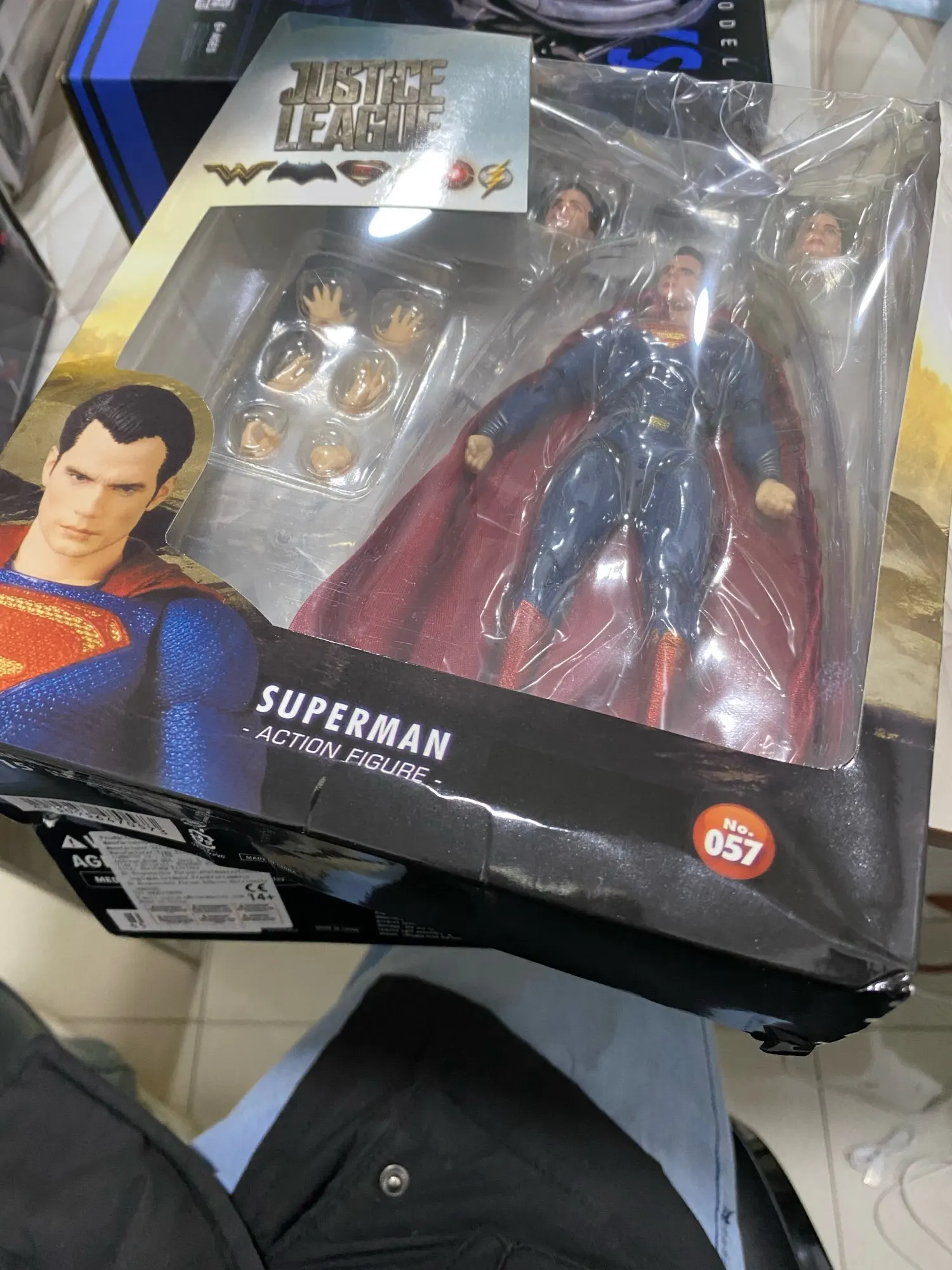 16cm DC Superman MAFEX 057 Justice League Super Man Action Figure