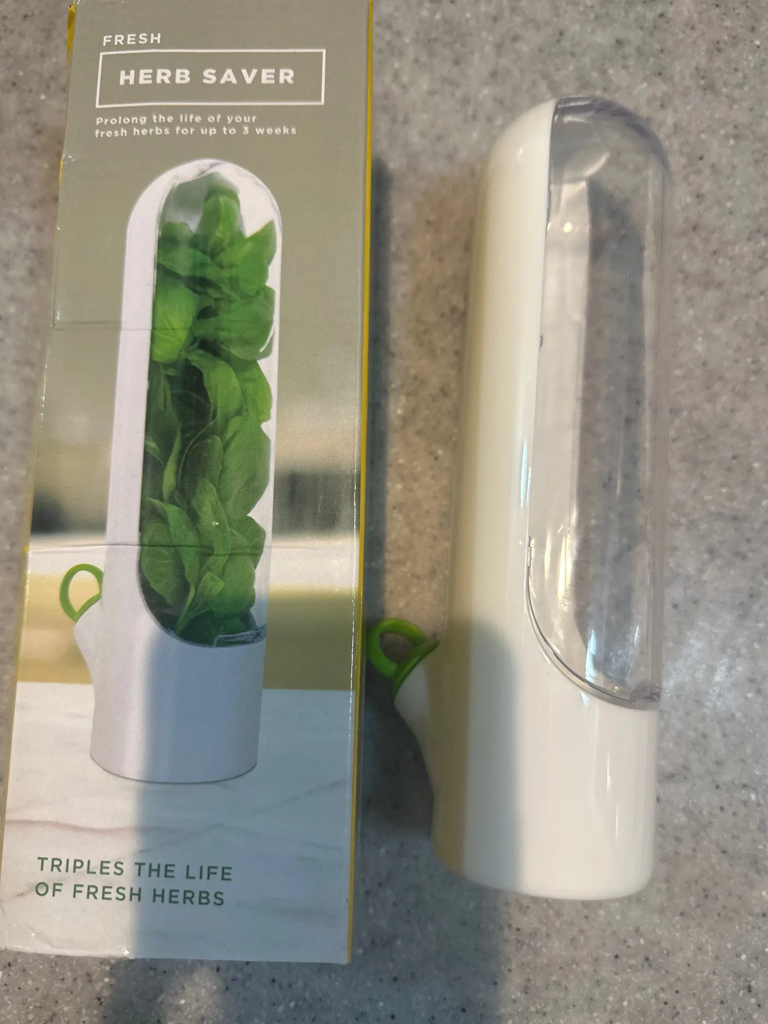 Fresh Keep: Herbal Preserving Bottle - A Kitchen Gadget for Freshness, One Herb at a Time photo review