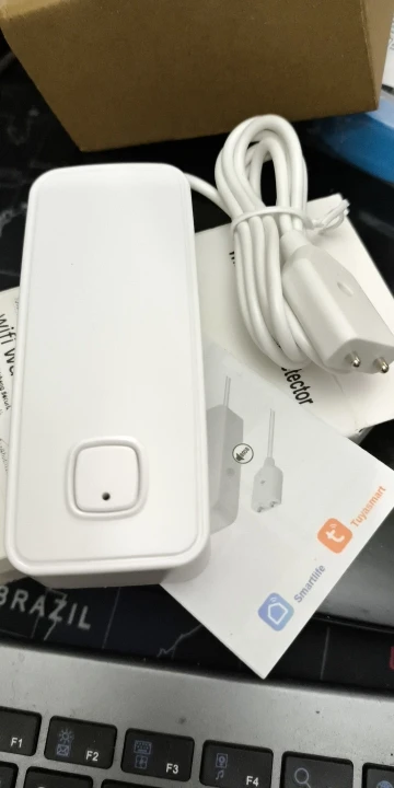 Tuya Smart Flood Leakage Sensor Remote Monitor WiFi Water Overflow Level Detector Water Leak Sensor Security Sound Alarm System photo review