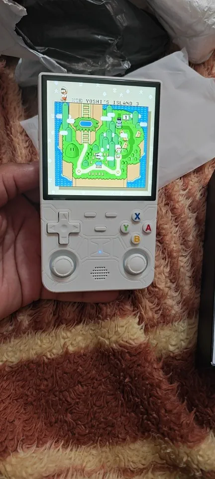 R36 ULTRA photo review