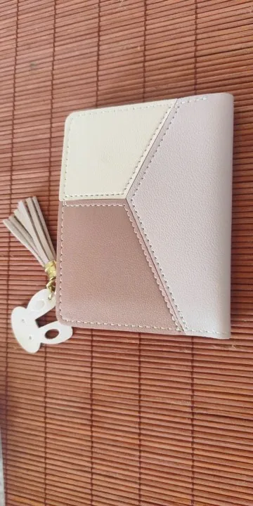 Women's PU Leather Wallet photo review