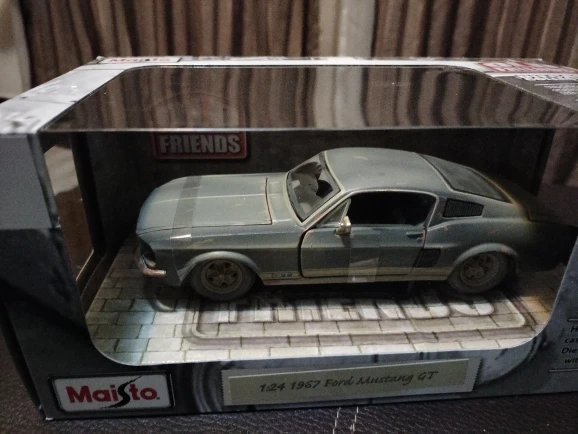 Maisto 1:24 Old 1967 Ford Mustang GT simulation alloy car model crafts decoration collection toy tools gift photo review