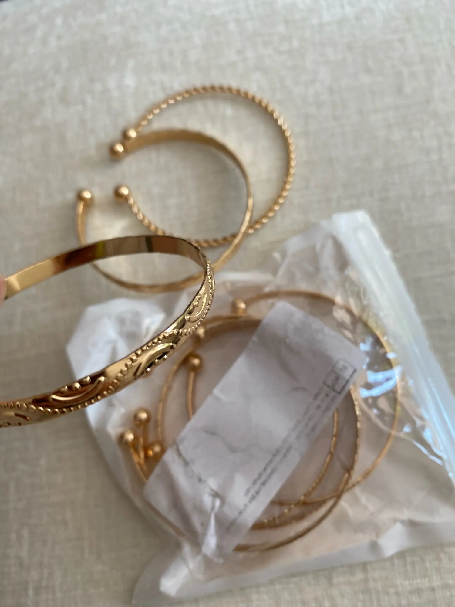7 Pcs/Set Punk Gold Color Bracelets for Women Streetwear Goth Heart Prints Metal Design Open Bangle Fashion Jewelry Gifts 2024 photo review
