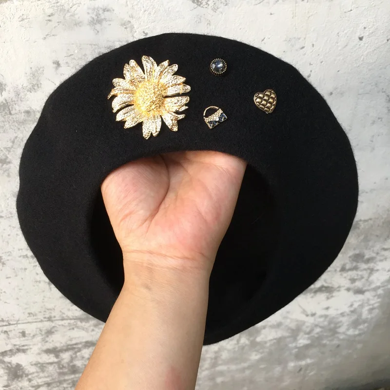 Wool Beret Hats with flower heart brooch Women display picture 1