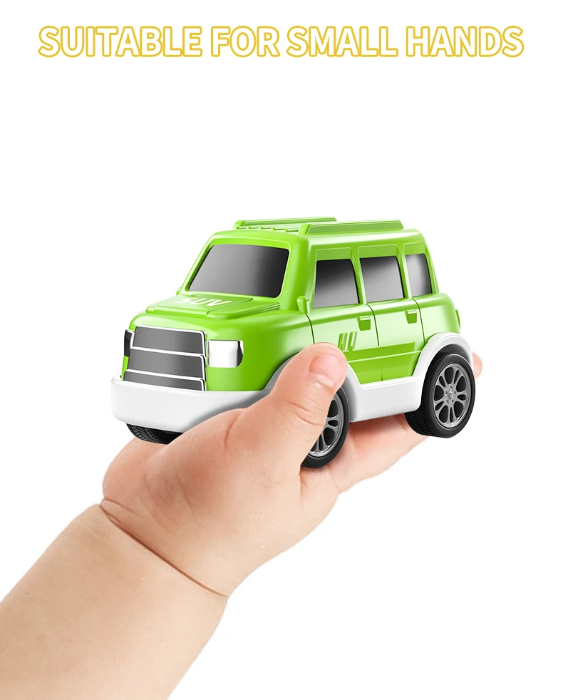 משאית נושאת צעצועי מכוניות