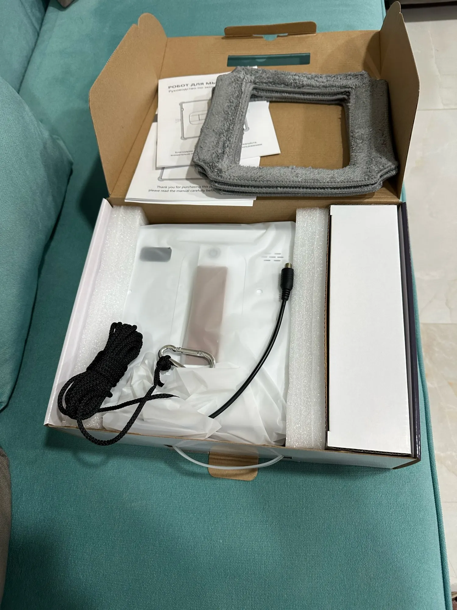 منظف النوافذ الذكي Abir WD8 ، مستشعر الليزر ، التحكم عن طريق التطبيق