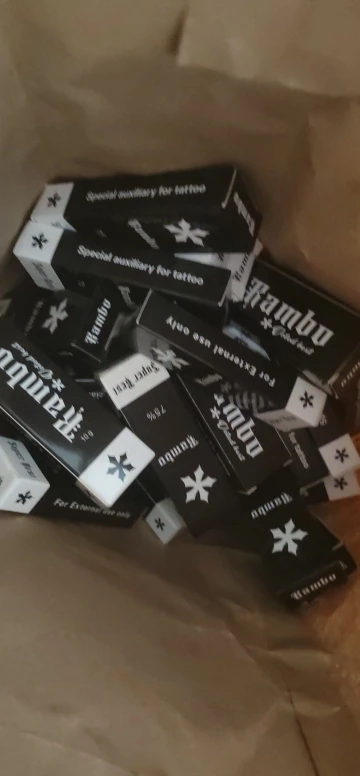 75% Rambo Oryginalna Maść Znieczulająca do usuwania tatuaży laserowych, drobnych zabiegów chirurgicznych, makijażu permanentnego, microbladingu, brwi, ust 13% lidokainy 5% prylokainy 10g photo review