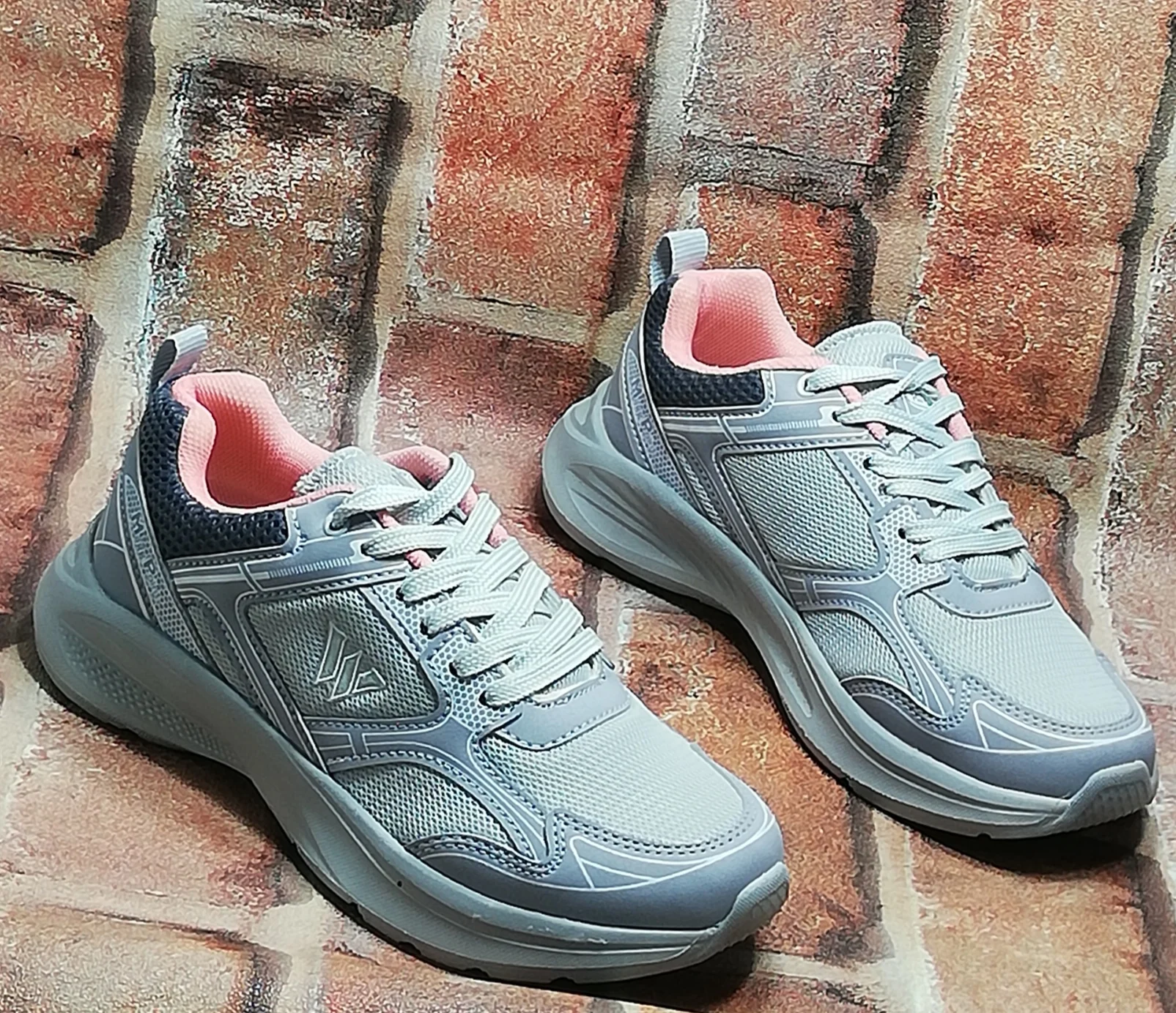 

Женские ортопедические кроссовки, дышащие, для школы и путешествий, праздничная внесезонная обувь, цвет серый/розовый