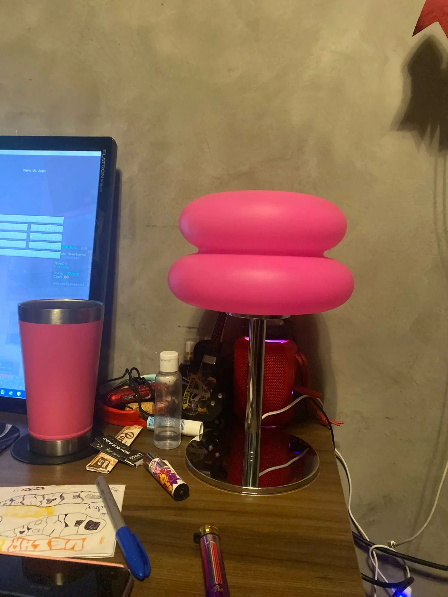 Chic Creamy Style USB Bedside Lamp with Tri Color Dimming photo review